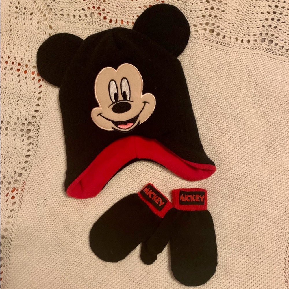 Mickey Mouse Toddler 2-Pc. Hat & Mittens Set